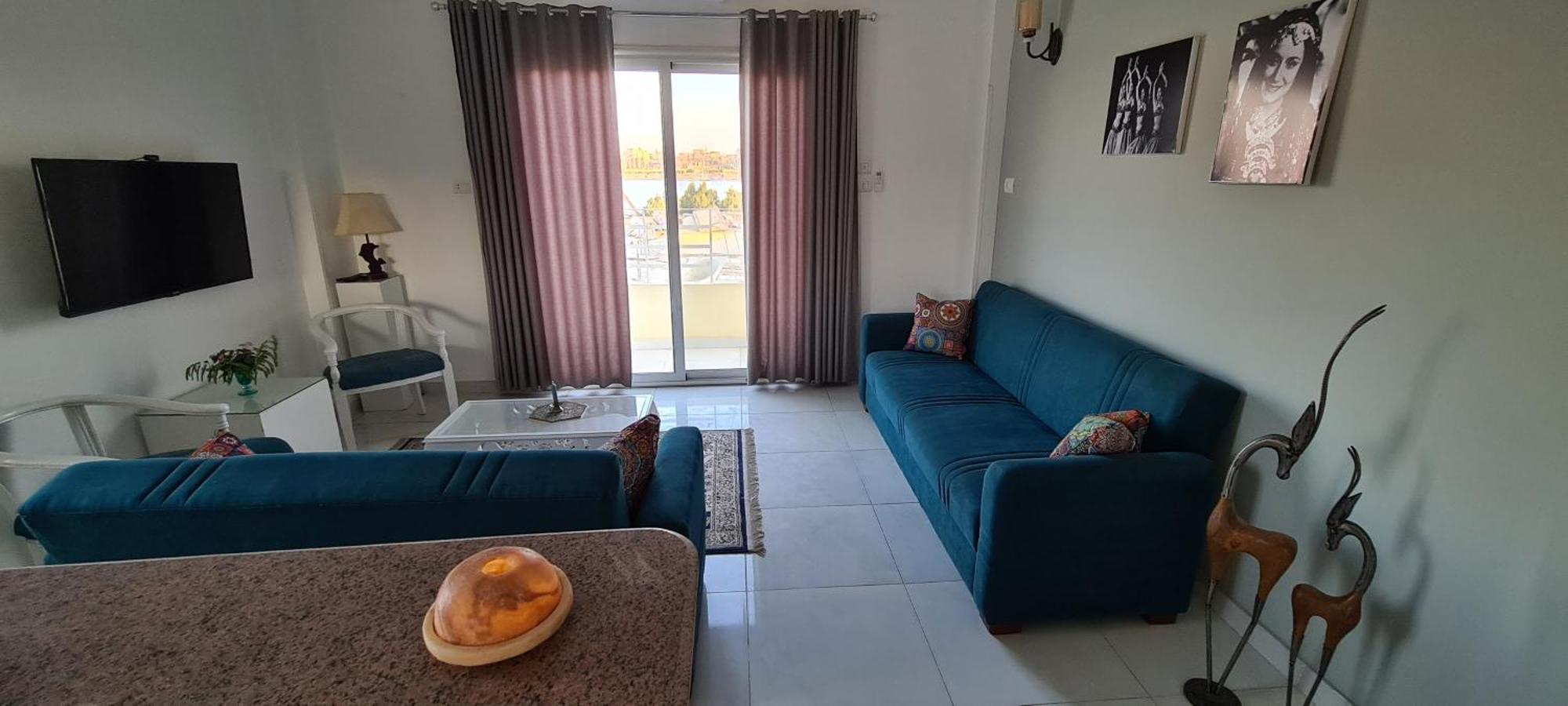Senmut Luxory Apartments Rum bild